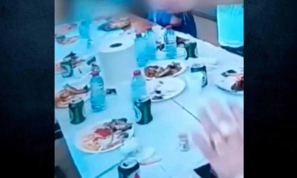 Φυλακές Ιωαννίνων: Ξέφρενο πάρτι με ποτά, τούρτα και κινητά (βίντεο)